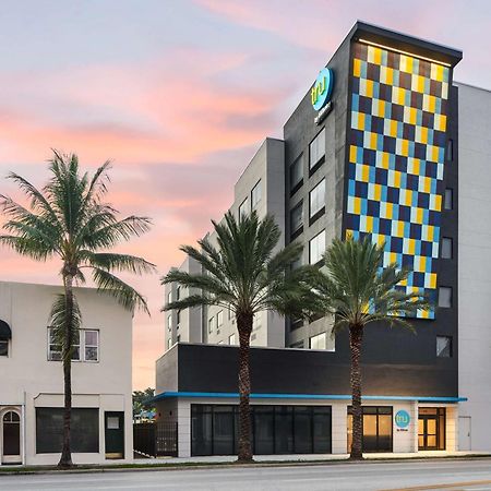 Tru By Hilton Ft Lauderdale Airport Hotel Dania Beach Exterior photo