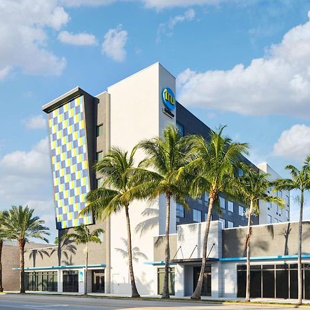 Tru By Hilton Ft Lauderdale Airport Hotel Dania Beach Exterior photo