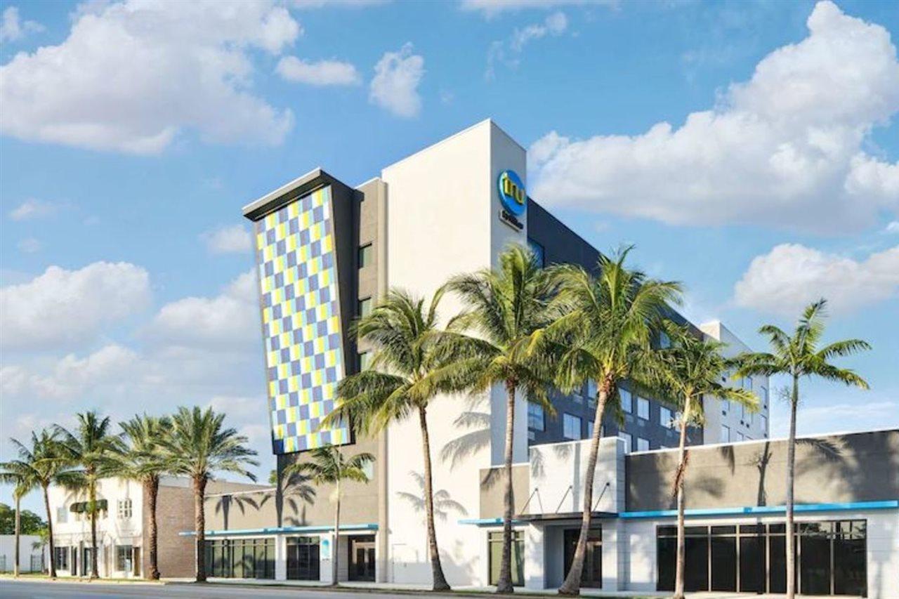 Tru By Hilton Ft Lauderdale Airport Hotel Dania Beach Exterior photo