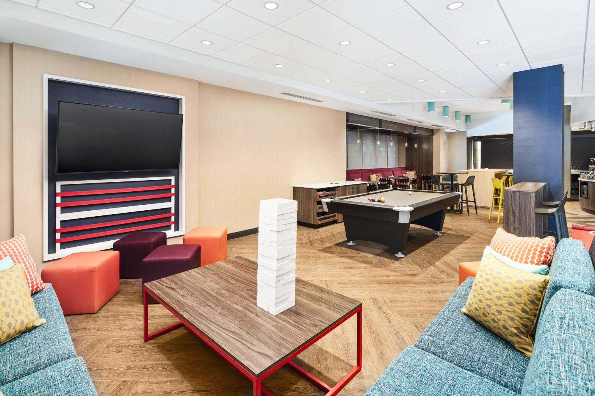 Tru By Hilton Ft Lauderdale Airport Hotel Dania Beach Exterior photo